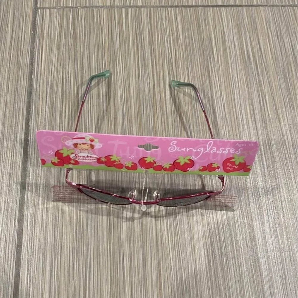 Strawberry Shortcake Kids Sunglasses